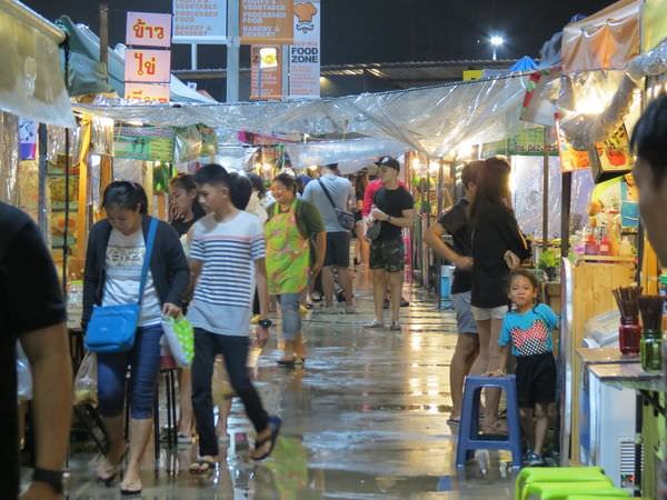 華馬夜市(Huamum Market), 泰國, 曼谷市