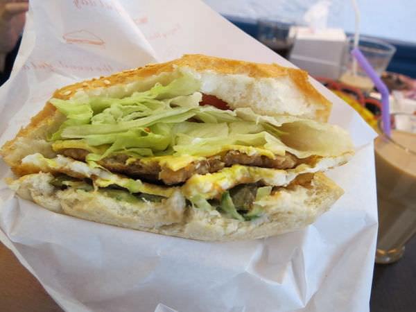 Arty Burger Café＠政大店, 墨西哥肉排堡