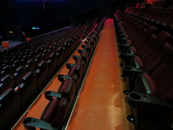 國賓大戲院, 巨幕廳, 座椅