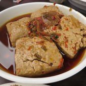 王水成深坑廟口豆腐老店, 麻辣臭豆腐(2份)